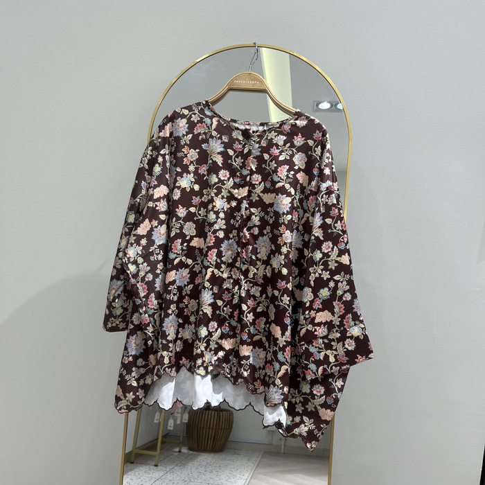 BLOOMY TOP - DARK BROWN