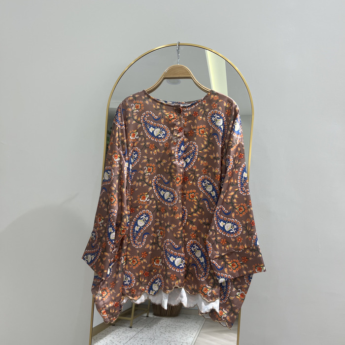 KRISLA TOP - BROWN