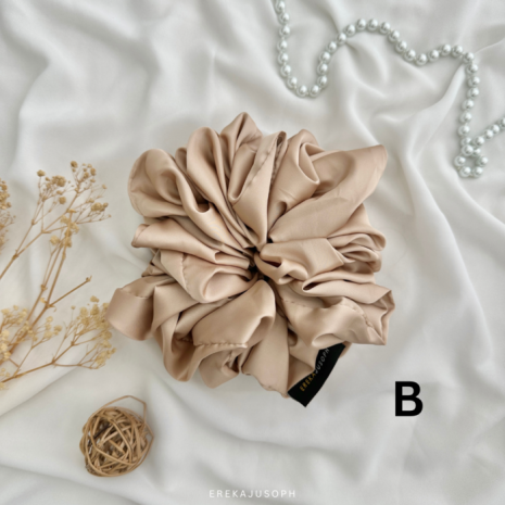 SATIN SCRUNCHIE B - (SB)