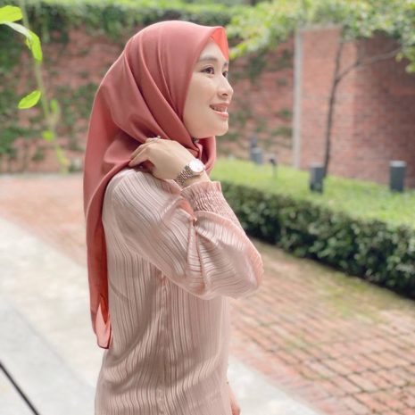 LILY BAWAL - FLIRTY FLAMINGO 