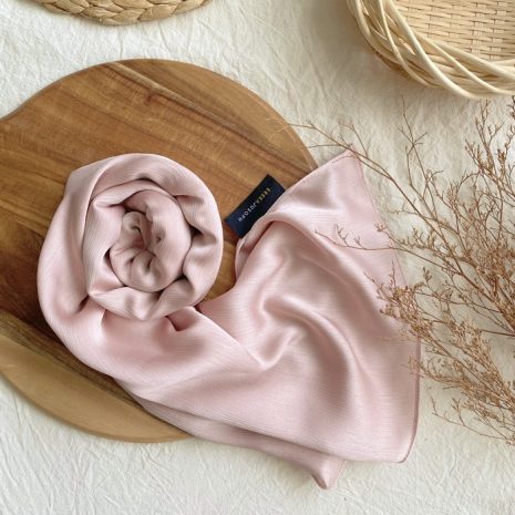 LEIA SATIN SHAWL 2.0 - BALLERINA BABY